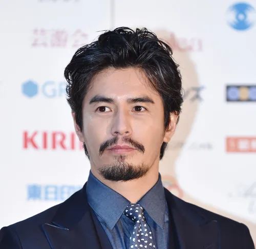 伊藤英明　画像